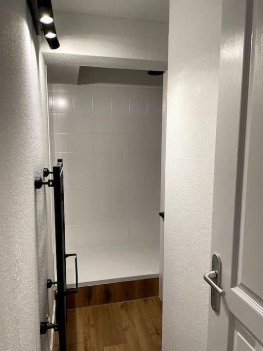 סן-לארי-סולאן Appartement Classe 3 Etoiles Tres Bien Situe מראה חיצוני תמונה
